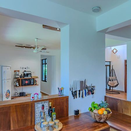 Private Backdoor Villa With Big Swimming Pool And Services Of Chef Included Diani Beach Esterno foto